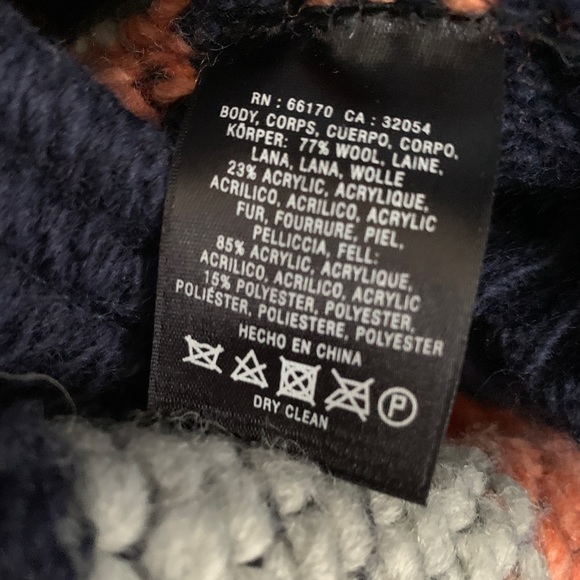 Anthropologie knitted sweater with fur collar - Picture 7 of 7